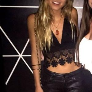 LF cropped scalloped top